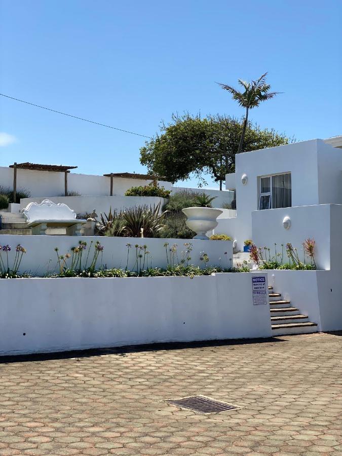 Santorini Guesthouse Amanzimtoti Buitenkant foto